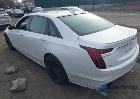 2019 Cadillac Ct6 Sport z USA, uszkodzony, nr VIN 1G6KN5R66KU130989